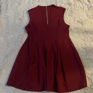 Soprano- Sleeveless V-Neck A-Line Pleated Dress Size 2x